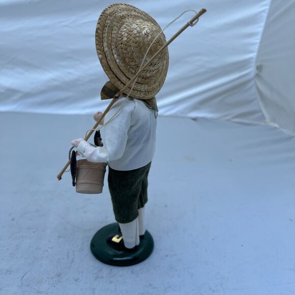Byers' Choice Ltd. Caroler 2007 Williamsburg Series Colonial Boy w/Fishing Pole - Picture 5 of 9